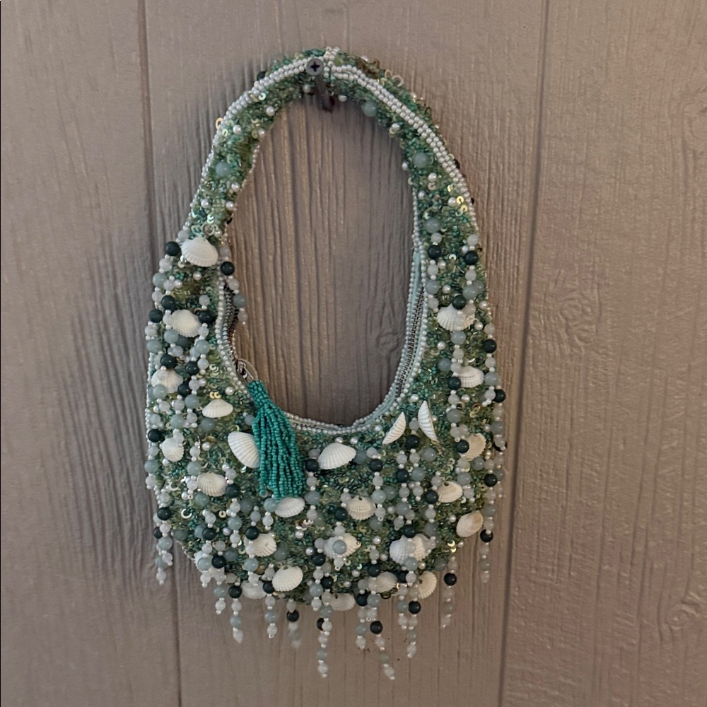 Elegant Green Beaded Necklace